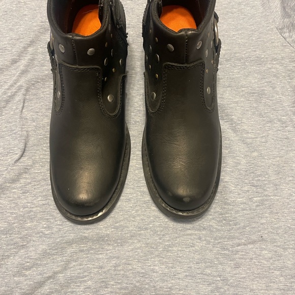 Harley-Davidson Women’s Hayward boot. Studded Blk Leather Ankle Boots w/ Ring - Picture 7 of 9